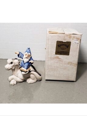 World Of Krystonia Graffyn on Grunch #1011 Wizard Dragon Crystal Signed Vintage